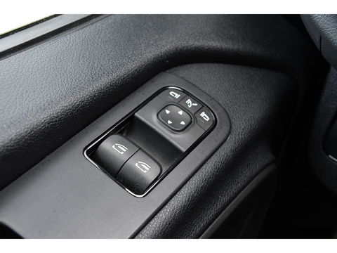 Mercedes-Benz Sprinter 315 1.9 CDI RDW L2H2 PB Edition Cameram, Carplay, Sensoren, Dodehoek, 150PK, Automaat, Multimedia, Uniek!