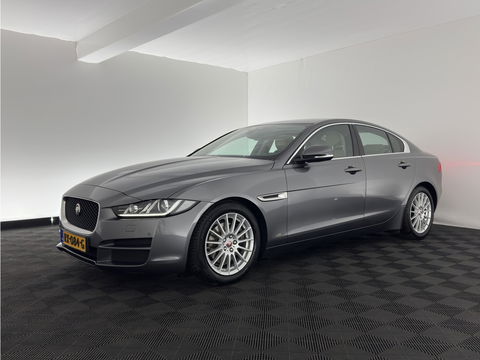 Jaguar XE 2.0 D Prestige [ DISTRIBUTIE-HOORBAAR ] Aut. *LUXURY-LEATHER | XENON | NAVI-FULLMAP | CAMERA | HEATED-COMFORTSEATS | ECC | KEYLESS | SHIFT-PADDLES | LANE-ASSIST |  PDC | CRUISE | TOWBAR | 17''ALU*
