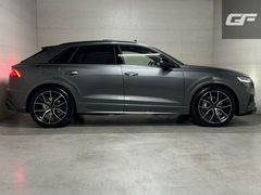 Audi Q8 55 TFSI Quattro S-Line Black Edition RS-Seats Pano