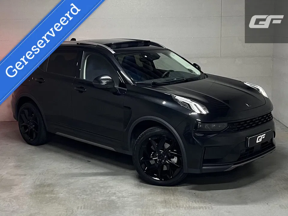 Lynk & Co 01 1.5 Plug-in Black Edition Carplay Sfeerver. 360° NAP