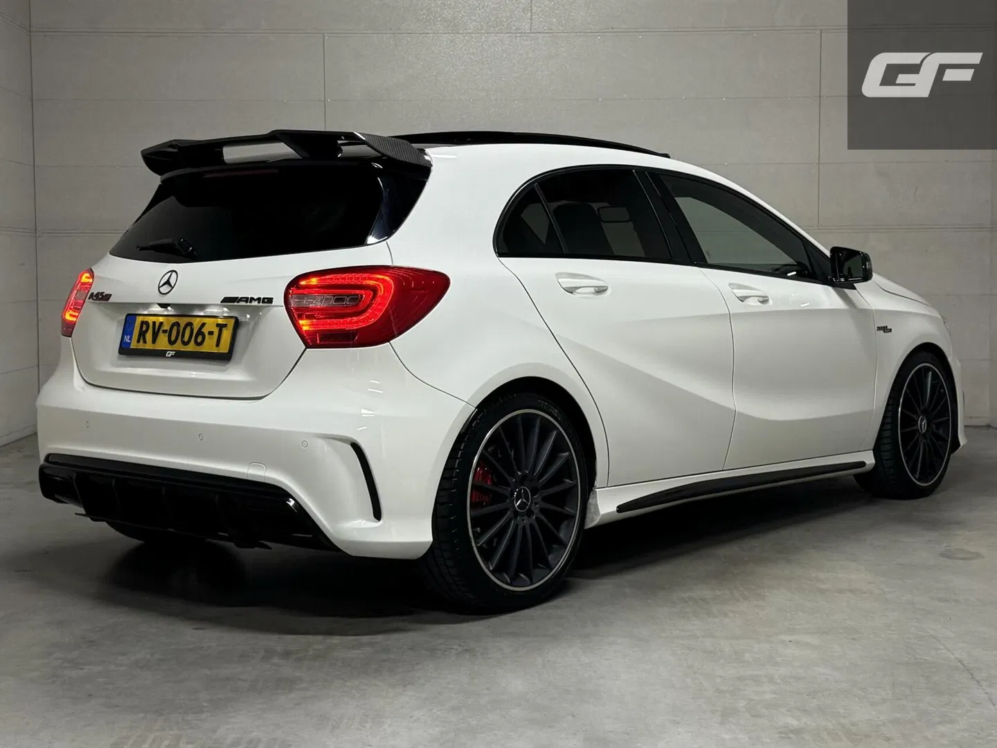 Mercedes-Benz A-Klasse AMG 45 4MATIC Pano RECARO Seats H/K Camera