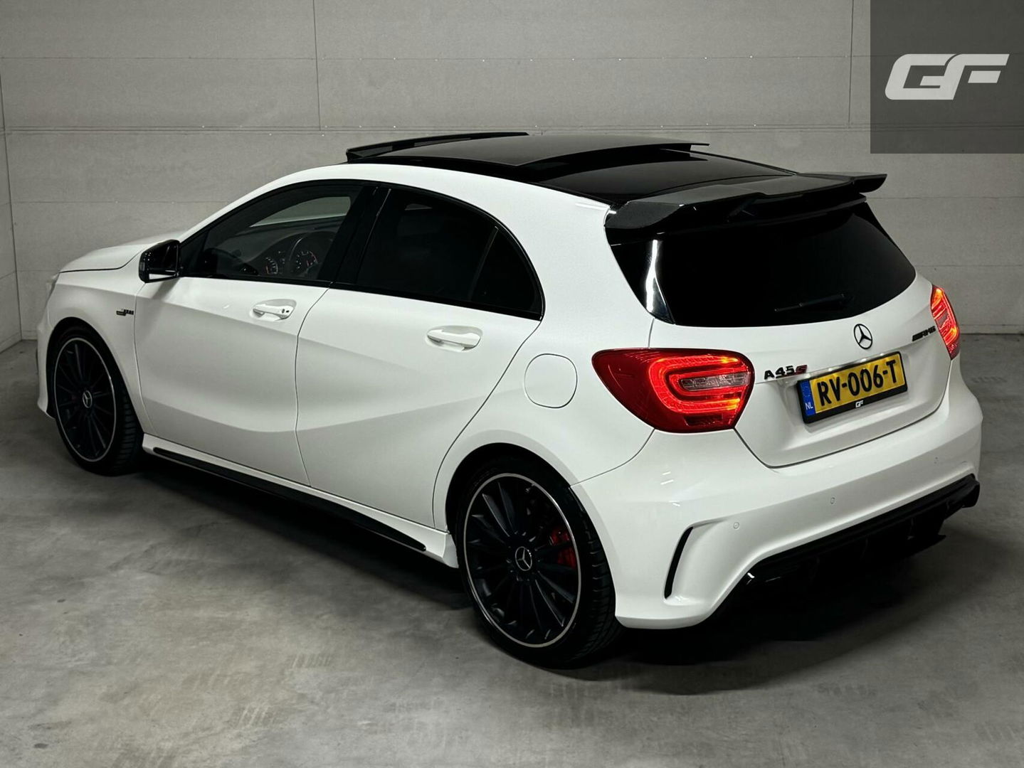 Mercedes-Benz A-Klasse AMG 45 4MATIC Pano RECARO Seats H/K Camera