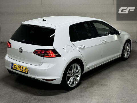Volkswagen Golf 1.4 TSI Highline R-Line Navi Cruise PDC Led