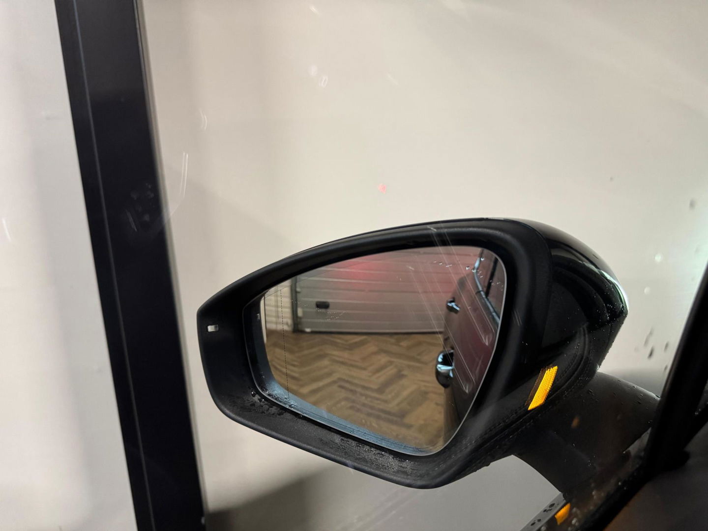 Volkswagen Tiguan 1.5 eTSI R-Line Edition PANO KEYLESS CAM