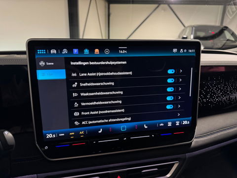 Volkswagen Tiguan 1.5 eTSI R-Line Edition PANO KEYLESS CAM