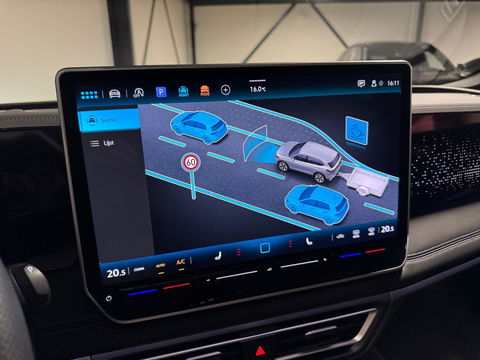 Volkswagen Tiguan 1.5 eTSI R-Line Edition PANO KEYLESS CAM