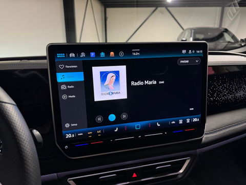 Volkswagen Tiguan 1.5 eTSI R-Line Edition PANO KEYLESS CAM