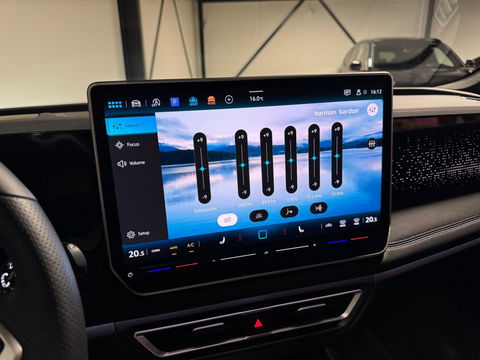 Volkswagen Tiguan 1.5 eTSI R-Line Edition PANO KEYLESS CAM
