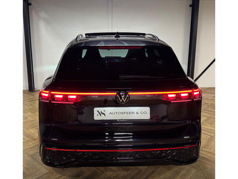 Volkswagen Tiguan 1.5 eTSI R-Line Edition PANO KEYLESS CAM