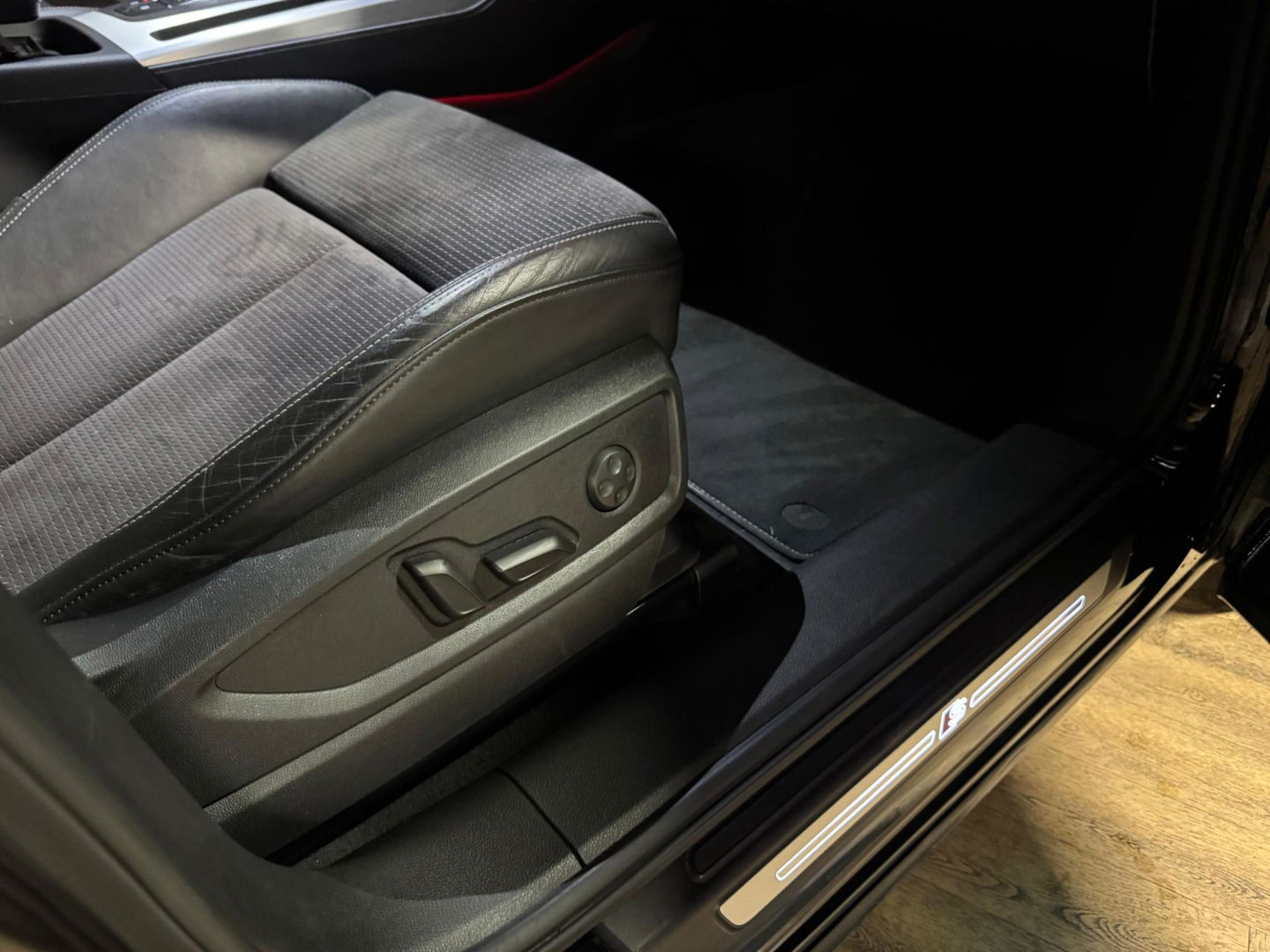 Audi Q5 3.0 TFSI SQ5 quattro PANO KEYLESS CAM