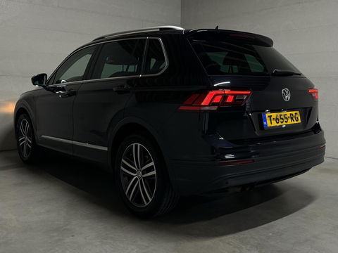 Volkswagen Tiguan 1.4 TSI ACT Carplay ACC Stoelver. Camera Trekh.