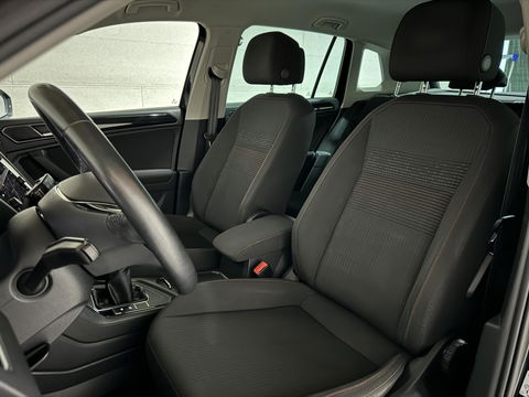 Volkswagen Tiguan 1.4 TSI ACT Carplay ACC Stoelver. Camera Trekh.