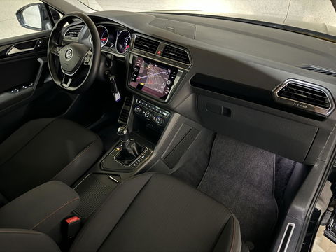 Volkswagen Tiguan 1.4 TSI ACT Carplay ACC Stoelver. Camera Trekh.