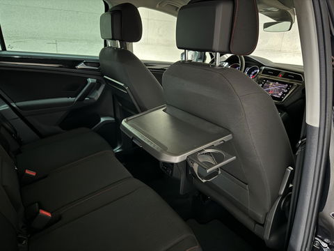 Volkswagen Tiguan 1.4 TSI ACT Carplay ACC Stoelver. Camera Trekh.