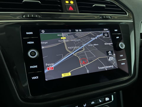 Volkswagen Tiguan 1.4 TSI ACT Carplay ACC Stoelver. Camera Trekh.
