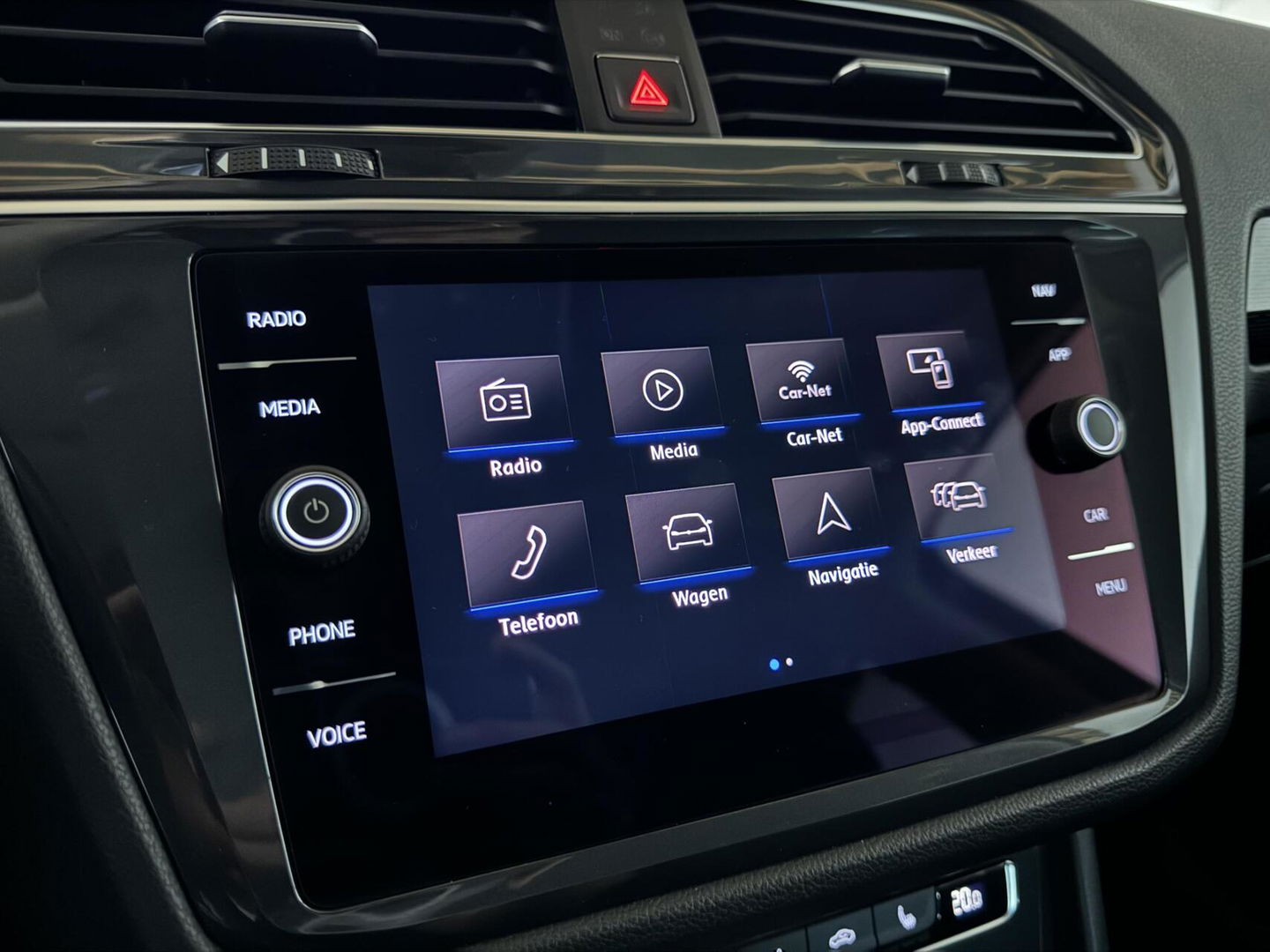 Volkswagen Tiguan 1.4 TSI ACT Carplay ACC Stoelver. Camera Trekh.