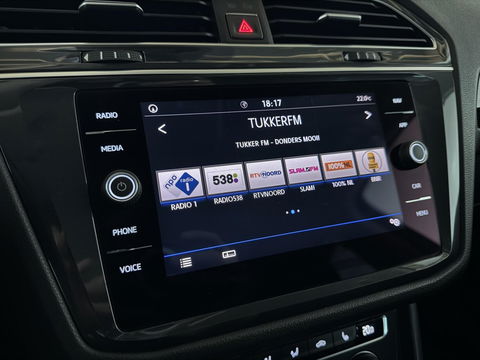 Volkswagen Tiguan 1.4 TSI ACT Carplay ACC Stoelver. Camera Trekh.