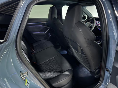 Audi RS3 Limousine 2.5 TFSI RS3 quattro PANO KEYLESS