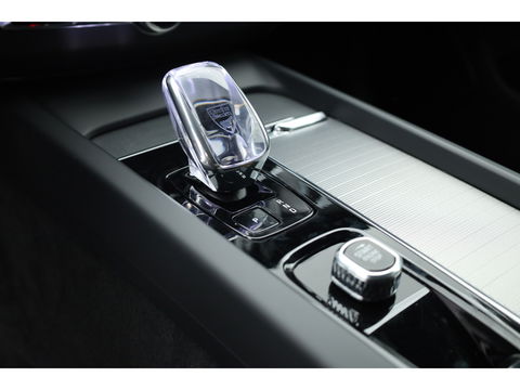 Volvo XC60 2.0 T8 Plug-in-hybrid AWD Polestar Engineered | Öhlins |Bowers & Wilkins | Trekhaak | alarm | 360 camera |  gelaagd glas |