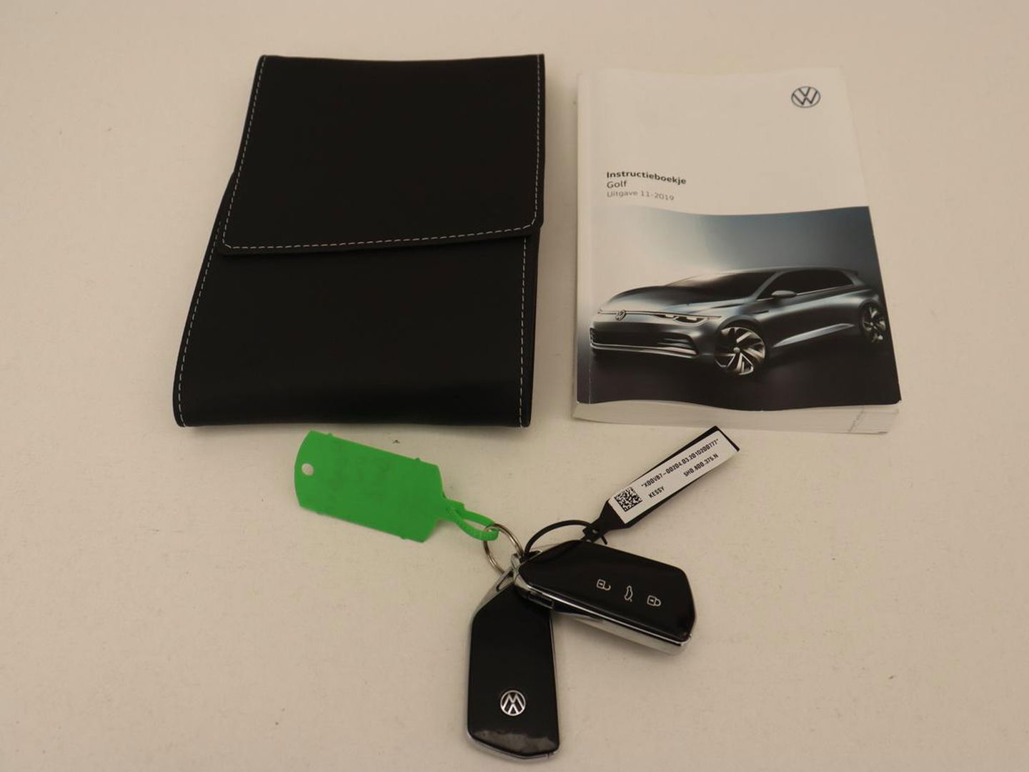 Volkswagen Golf 1.5 eTSI Style | Panoramadak | Automaat 1.5 eTSI Style | Panoramadak | Automaat | Navigatie | Memory | Adaptive cruise | Camera | Park assist | Carplay | Sfeerverlichting | Lane assist