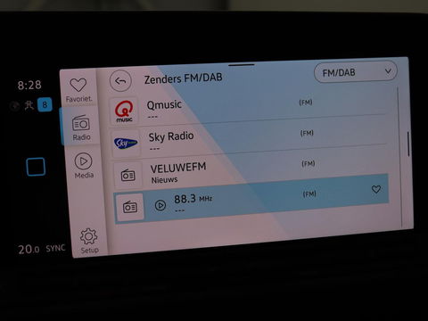 Volkswagen Golf 1.5 eTSI Style | Panoramadak | Automaat 1.5 eTSI Style | Panoramadak | Automaat | Navigatie | Memory | Adaptive cruise | Camera | Park assist | Carplay | Sfeerverlichting | Lane assist