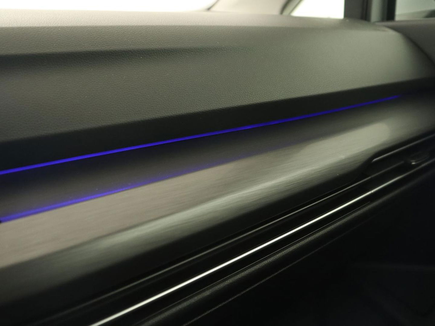 Volkswagen Golf 1.5 eTSI Style | Panoramadak | Automaat 1.5 eTSI Style | Panoramadak | Automaat | Navigatie | Memory | Adaptive cruise | Camera | Park assist | Carplay | Sfeerverlichting | Lane assist