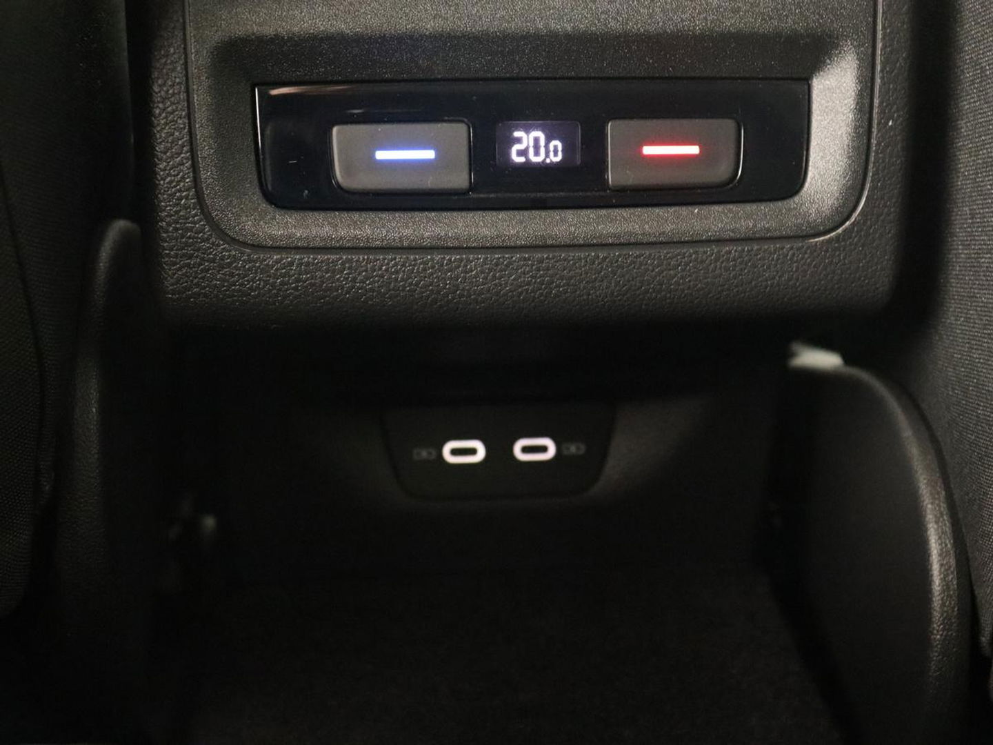 Volkswagen Golf 1.5 eTSI Style | Panoramadak | Automaat 1.5 eTSI Style | Panoramadak | Automaat | Navigatie | Memory | Adaptive cruise | Camera | Park assist | Carplay | Sfeerverlichting | Lane assist
