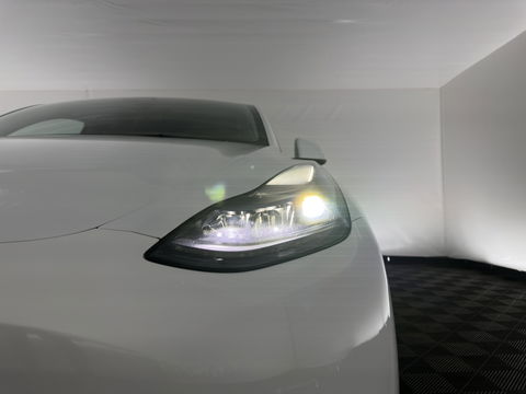 Tesla Model Y RWD 58 kWh [ 3-Fase ] {SOH-93%} (INCL-BTW) Aut. *PANO | AUTO-PILOT | LUXURY-LEATHER | TOP-VIEW | NAVI-FULLMAP | MATRIX-LED | DIGI-COCKPIT | KEYLESS | CAMERA | DAB+ | HEATED-COMFORTSEATS | PRIVACY-GLASS*