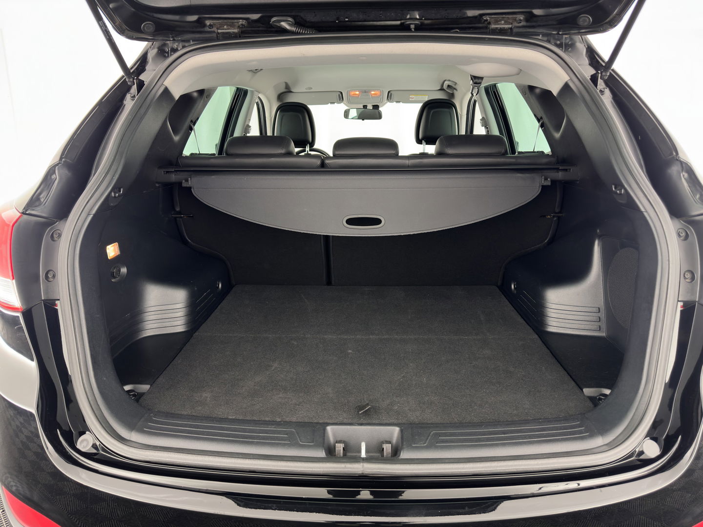 Hyundai ix35 1.7 CRDi Active *LEATHER-FABRIC | NAVI-FULLMAP | CAMERA | KEYLESS | ECC | CRUISE | COMFORT-SEATS | PRIVACY-GLASS | 17''ALU*