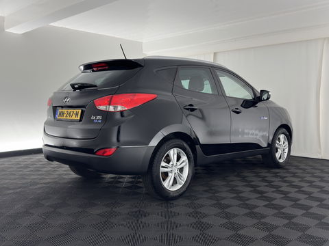 Hyundai ix35 1.7 CRDi Active *LEATHER-FABRIC | NAVI-FULLMAP | CAMERA | KEYLESS | ECC | CRUISE | COMFORT-SEATS | PRIVACY-GLASS | 17''ALU*