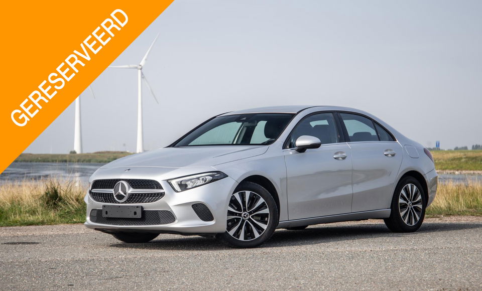 Mercedes-Benz A-Klasse Limousine A 250 e AUTOMAAT / LEDER / CRUISE CONTROLE / CAMERA / CARPLAY