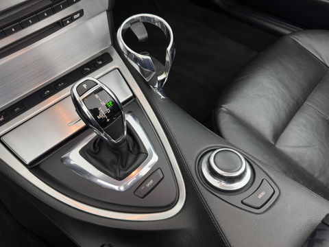 BMW 6 Serie Cabrio 650i Aut. *LUXURY-LEATHER | BI-XENON | MEMORY-PACK | SHIFT-PADDLES | HEATED-SPORTSEATS | KEYLESS | NAVI-FULLMAP | ECC | HEAD-UP | PDC | CRUISE | AIRSCARF | 19''ALU*