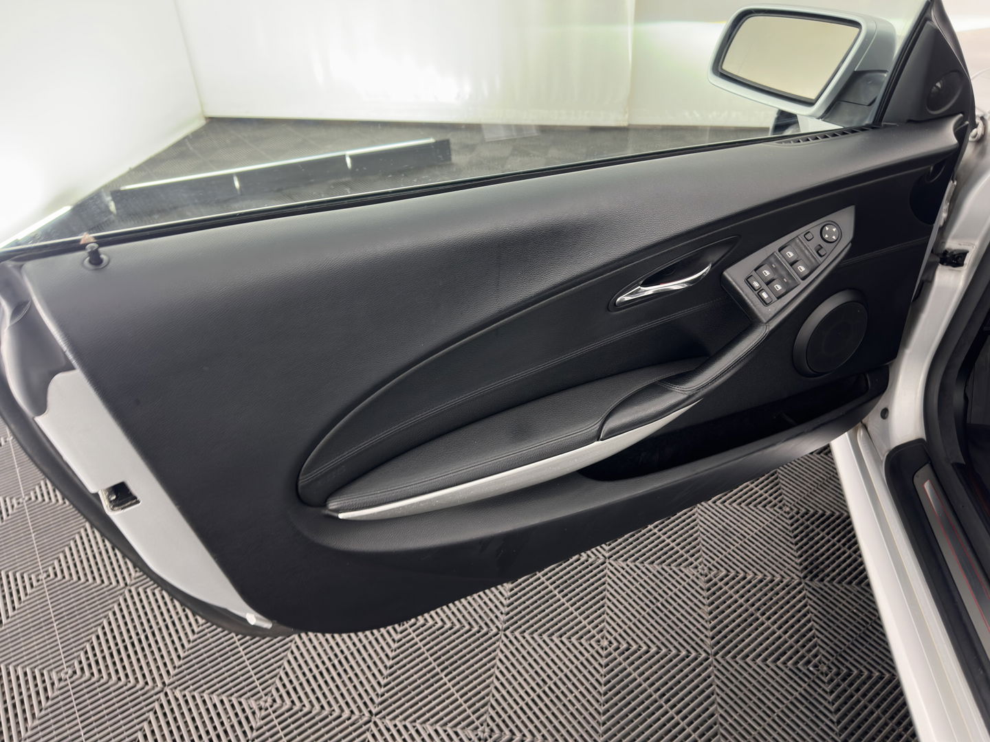 BMW 6 Serie Cabrio 650i Aut. *LUXURY-LEATHER | BI-XENON | MEMORY-PACK | SHIFT-PADDLES | HEATED-SPORTSEATS | KEYLESS | NAVI-FULLMAP | ECC | HEAD-UP | PDC | CRUISE | AIRSCARF | 19''ALU*