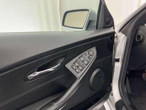 BMW 6 Serie Cabrio 650i Aut. *LUXURY-LEATHER | BI-XENON | MEMORY-PACK | SHIFT-PADDLES | HEATED-SPORTSEATS | KEYLESS | NAVI-FULLMAP | ECC | HEAD-UP | PDC | CRUISE | AIRSCARF | 19''ALU*