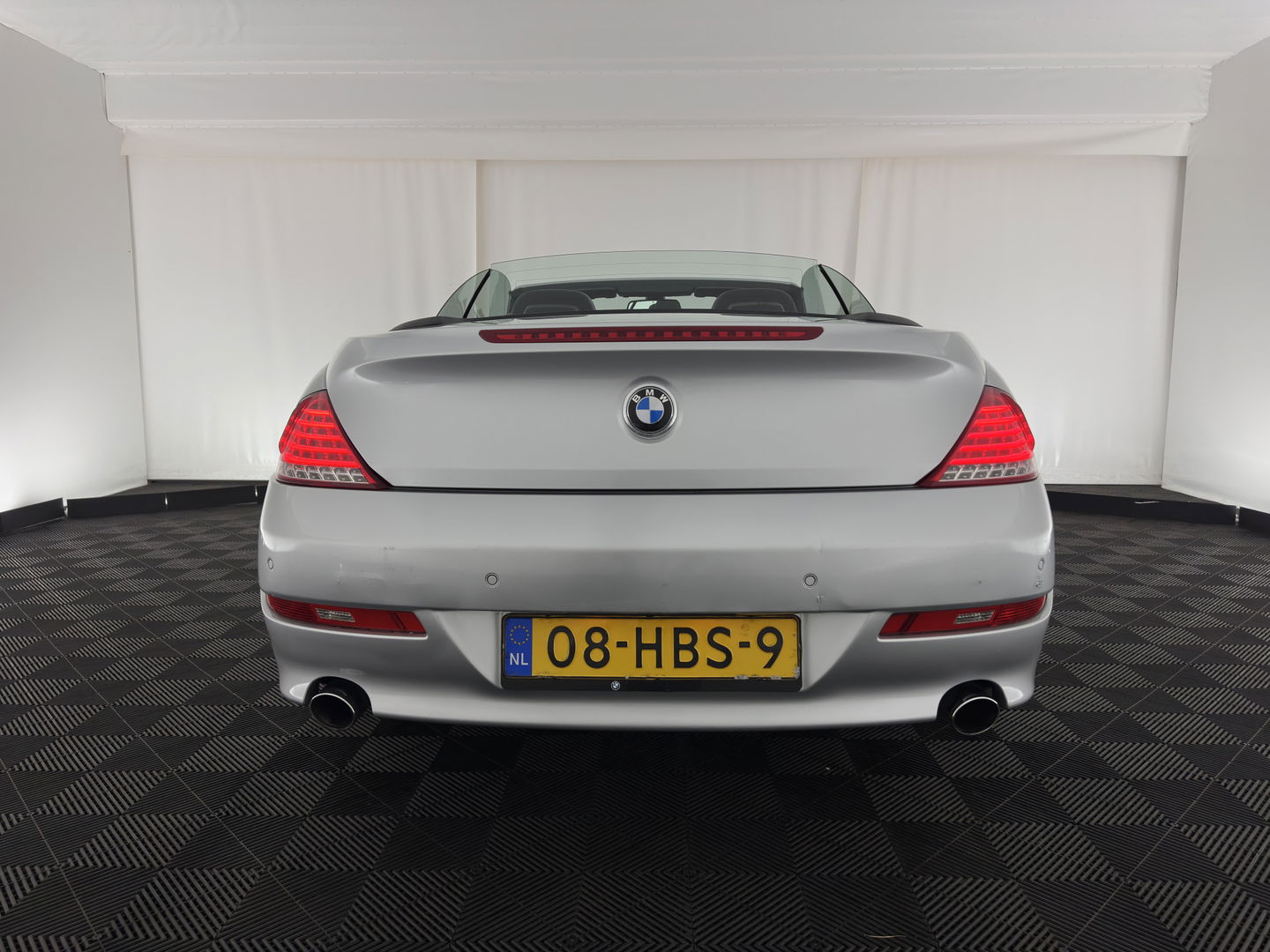 BMW 6 Serie Cabrio 650i Aut. *LUXURY-LEATHER | BI-XENON | MEMORY-PACK | SHIFT-PADDLES | HEATED-SPORTSEATS | KEYLESS | NAVI-FULLMAP | ECC | HEAD-UP | PDC | CRUISE | AIRSCARF | 19''ALU*