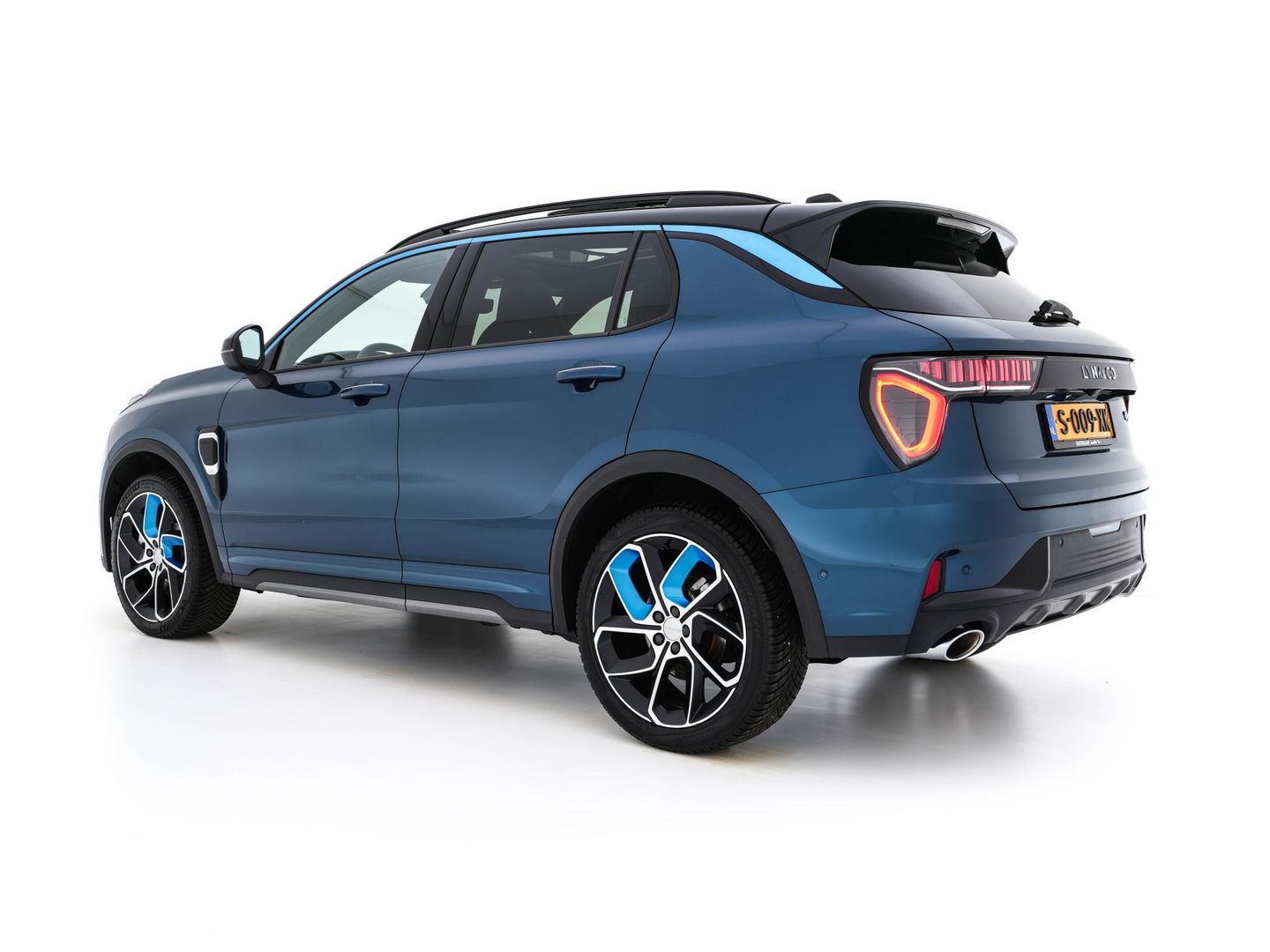 Lynk & Co 01 1.5 (INCL-BTW) Aut. *PANO | FULL-LED | ADAPTIVE-CRUISE | MICROFIBRE | BLIND-SPOT | MEMORY-PACK | DIGI-COCKPIT | HEATED-SPORTSEATS | TOPVIEW | KEYLESS | DAB+ | NAVI-FULLMAP |  ECC | AMBIENT-LIGHT