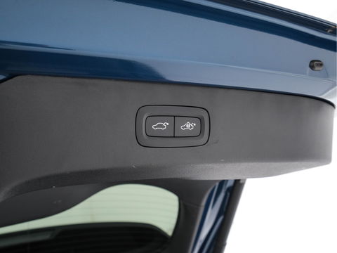Lynk & Co 01 1.5 (INCL-BTW) Aut. *PANO | FULL-LED | ADAPTIVE-CRUISE | MICROFIBRE | BLIND-SPOT | MEMORY-PACK | DIGI-COCKPIT | HEATED-SPORTSEATS | TOPVIEW | KEYLESS | DAB+ | NAVI-FULLMAP |  ECC | AMBIENT-LIGHT