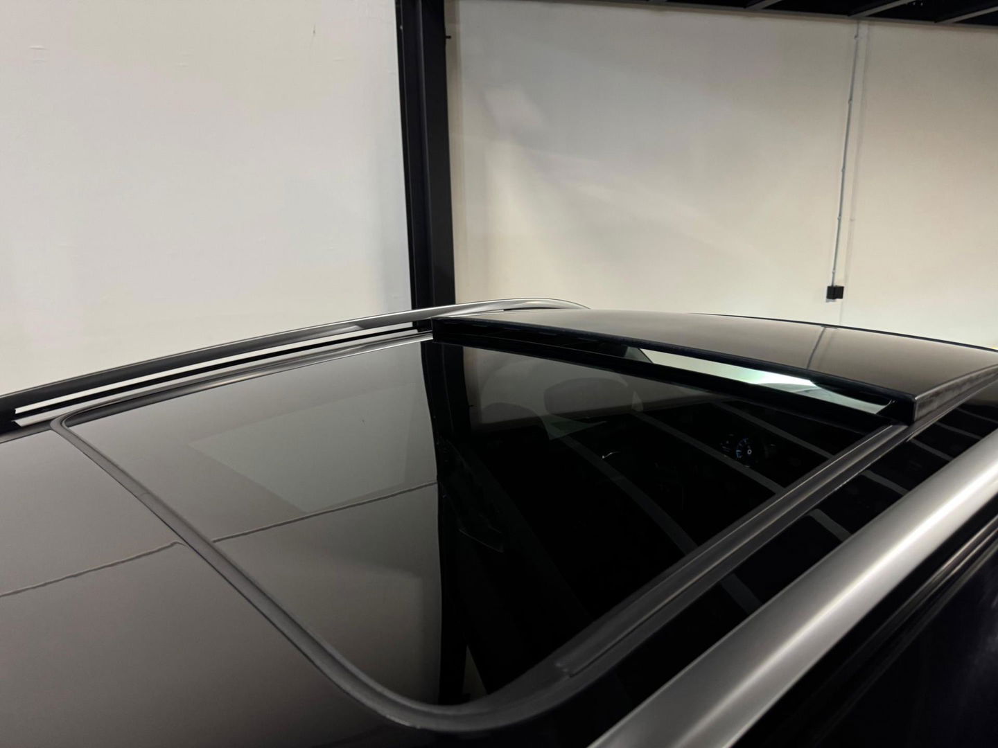 Volkswagen Tiguan 1.5 eTSI R-Line Edition PANO KEYLESS