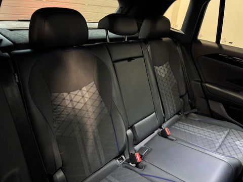 Volkswagen Tiguan 1.5 eTSI R-Line Edition PANO KEYLESS