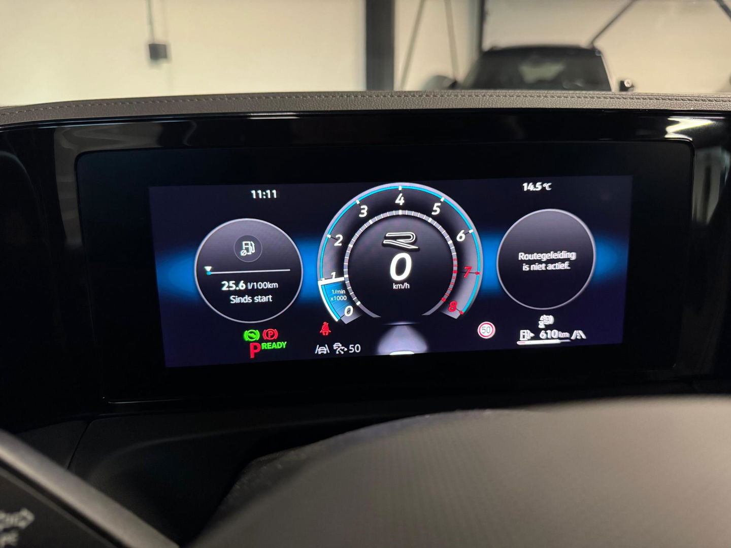 Volkswagen Tiguan 1.5 eTSI R-Line Edition PANO KEYLESS