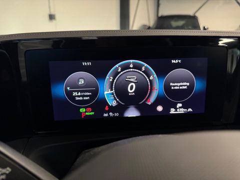Volkswagen Tiguan 1.5 eTSI R-Line Edition PANO KEYLESS