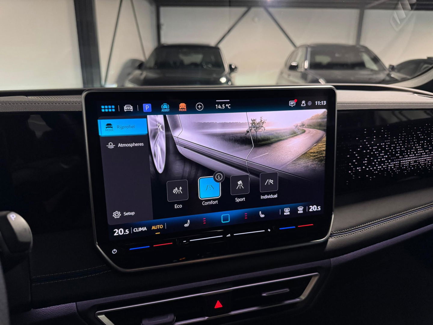 Volkswagen Tiguan 1.5 eTSI R-Line Edition PANO KEYLESS