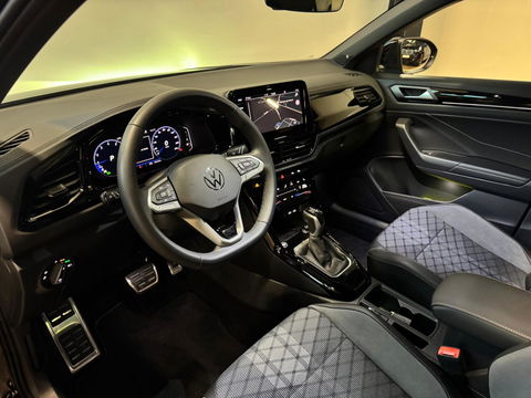 Volkswagen T-Roc 1.5 TSI R-Line Edition PANO KEYLESS