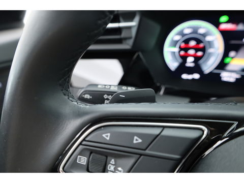 Audi A3 Sportback 45 TFSI e S Line | Pano | Navi | Keyless | Elek. Achterklep | Stoelverw. | Apple CarPlay