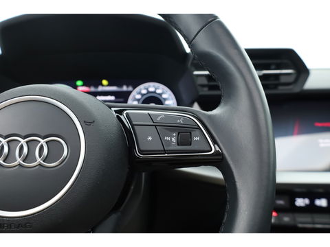 Audi A3 Sportback 45 TFSI e S Line | Pano | Navi | Keyless | Elek. Achterklep | Stoelverw. | Apple CarPlay