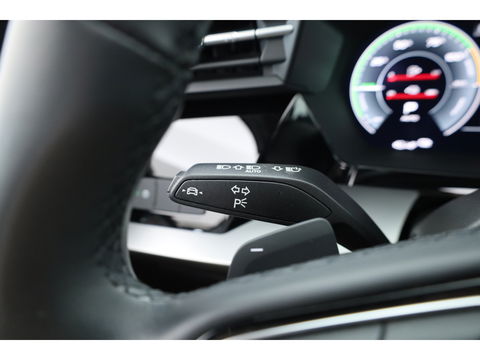 Audi A3 Sportback 45 TFSI e S Line | Pano | Navi | Keyless | Elek. Achterklep | Stoelverw. | Apple CarPlay