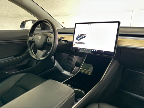 Tesla Model 3 Long Range AWD 75 kWh Autopilot Pano NAP