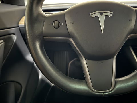 Tesla Model 3 Long Range AWD 75 kWh Autopilot Pano NAP