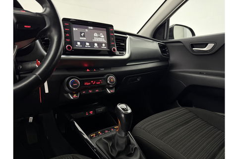 Kia Stonic 1.0 T-GDi ComfortLine | Camera | LED | Carplay | Cruise | Airco | Parkeersens. | 17"LMV