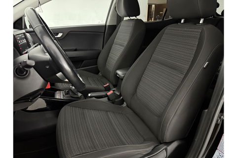 Kia Stonic 1.0 T-GDi ComfortLine | Camera | LED | Carplay | Cruise | Airco | Parkeersens. | 17"LMV